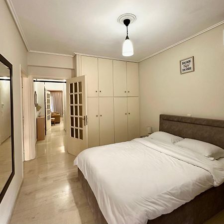 Mamour Apartment In Athen Exterior foto